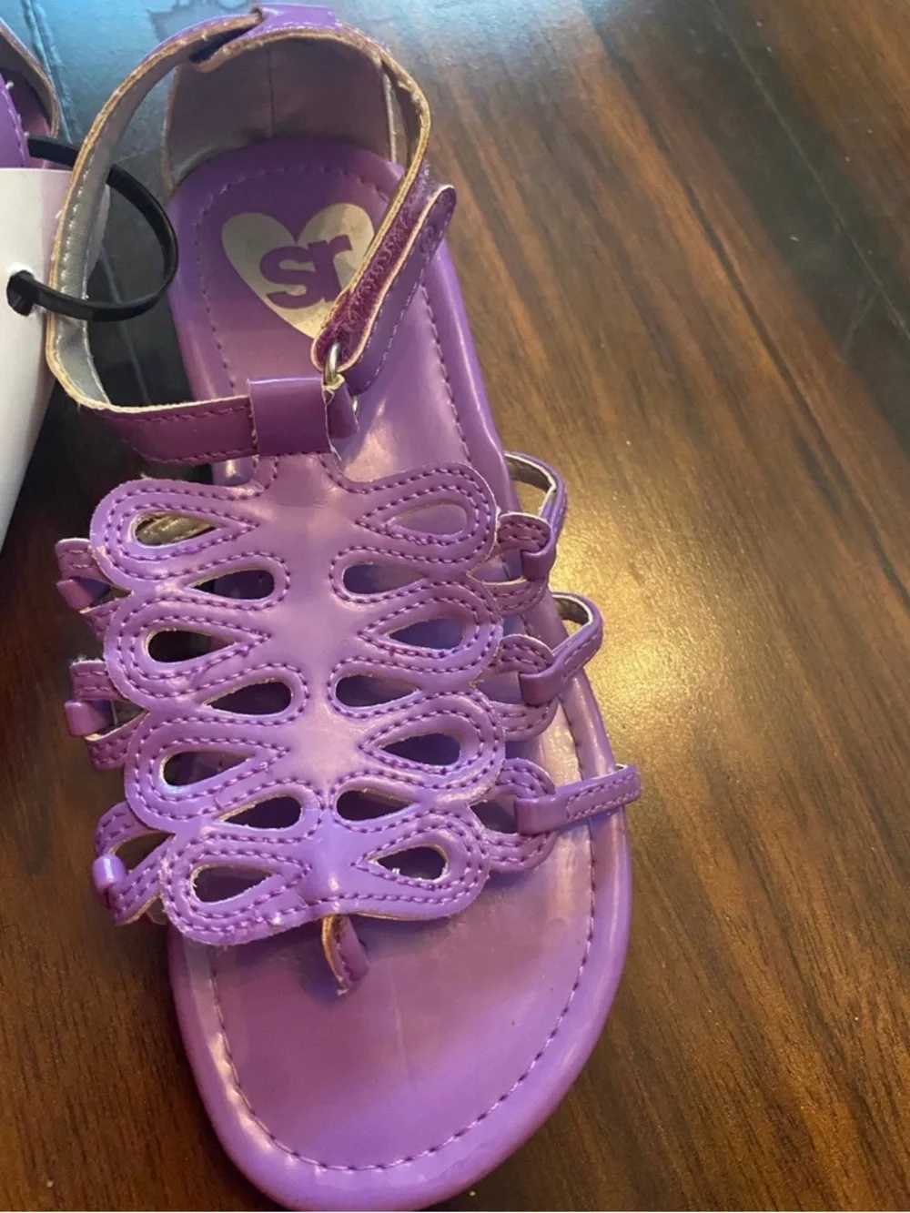 Girl’s 10 Purple Sandals
